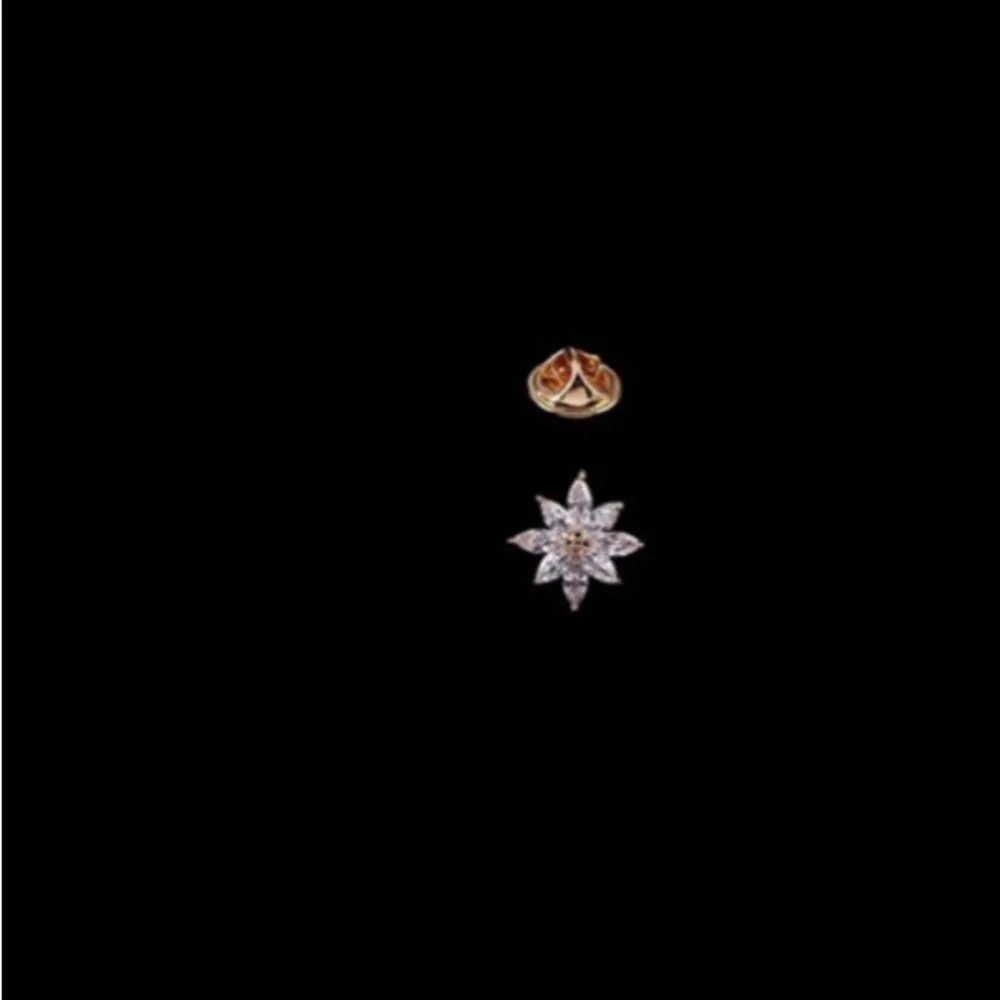 Copper Geometric Style Pin Small Brooch Popular Personality Star